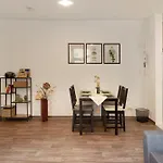 Innenstadt Quartier 아파트 *